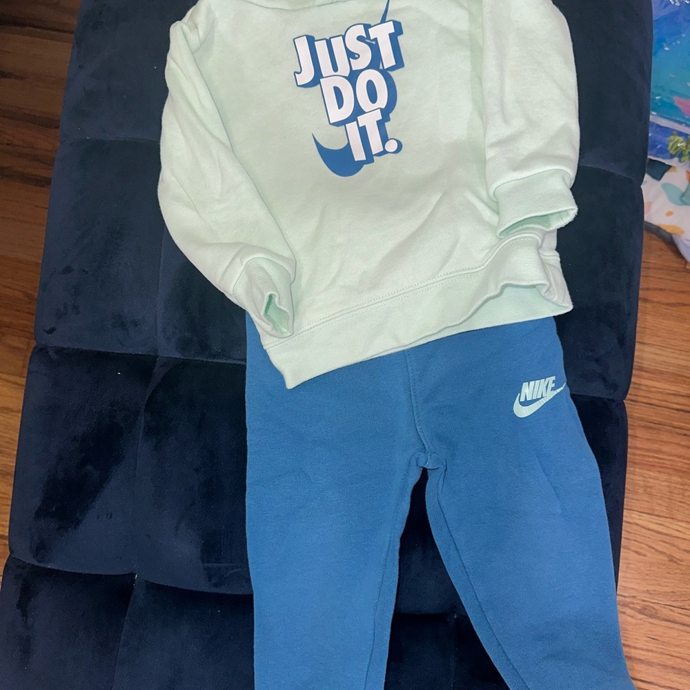 Nike Kids Blue Sweatpants 12-18 months